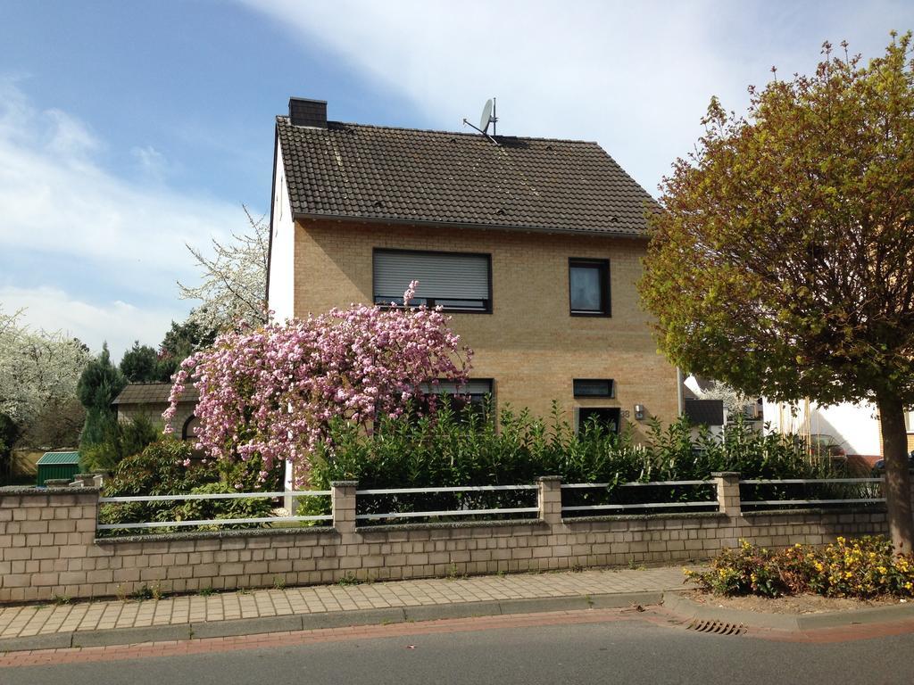 Gaestehaus Peterhoff Birresdorf Luaran gambar