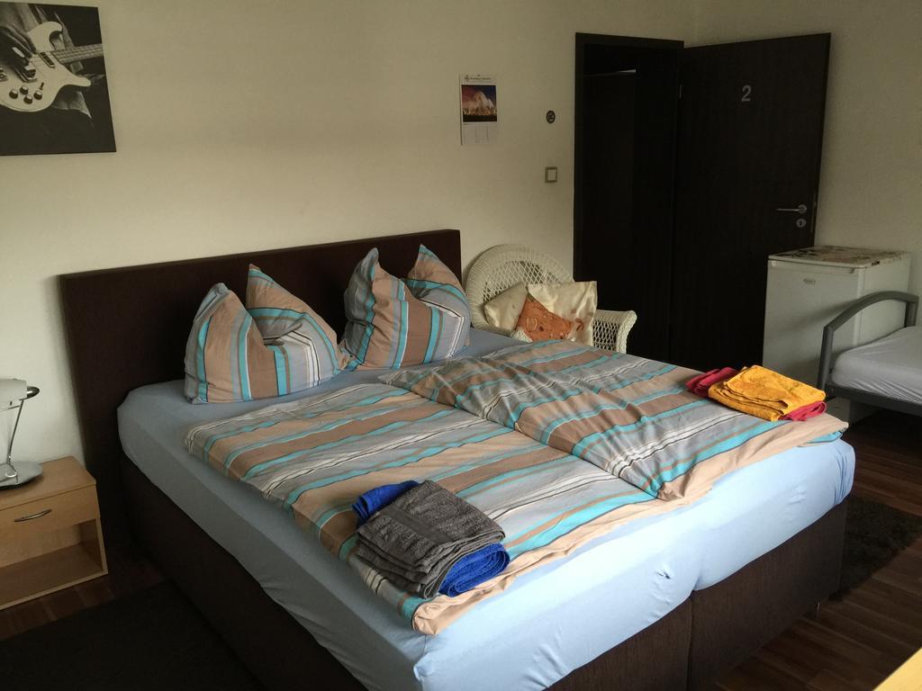 Gaestehaus Peterhoff Birresdorf Bilik gambar